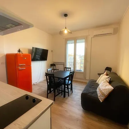 Pied A Terre Vieux Port Vue Notre Dame De La Garde Apartment Marseille